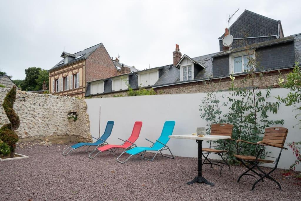 Gite Le Doris Avec Place De Stationnement Privee Incluse 埃特勒塔 外观 照片